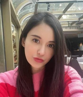 Angelina, 28 Asian female escort, Calgary